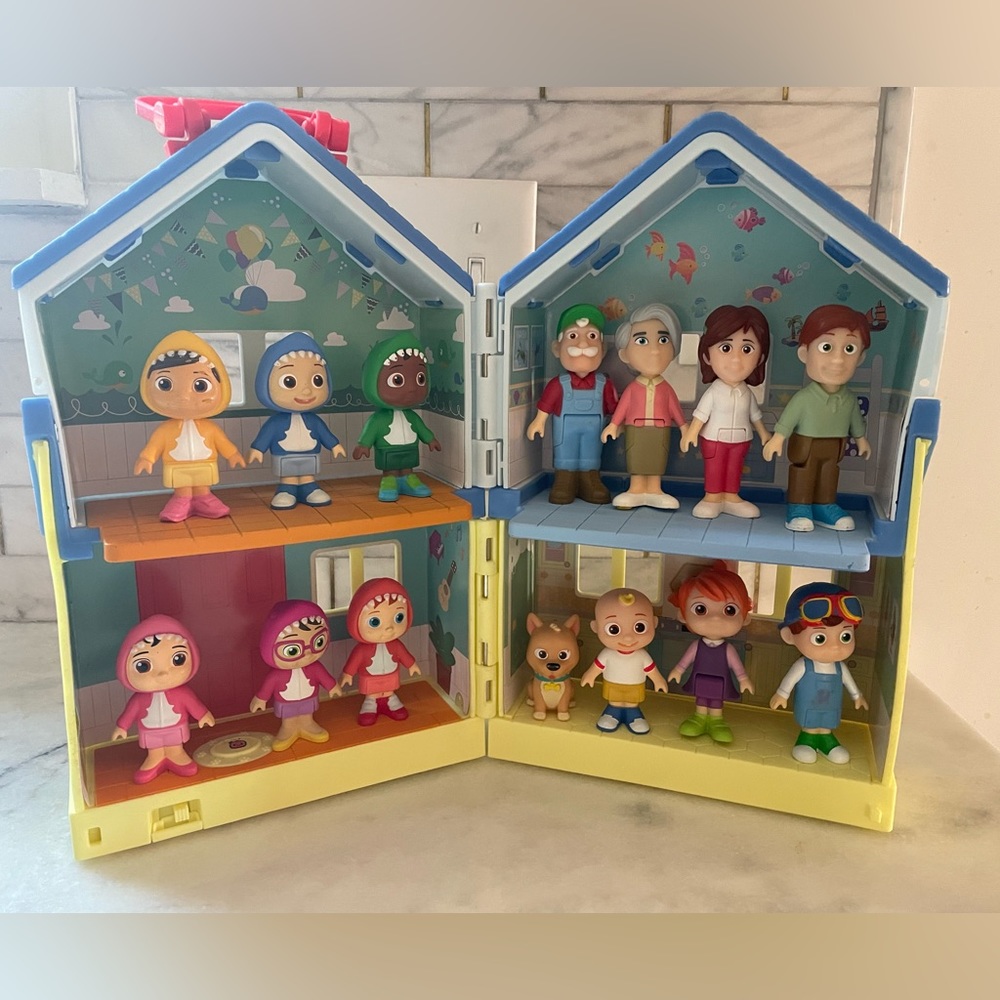 Cocomelon characters and house